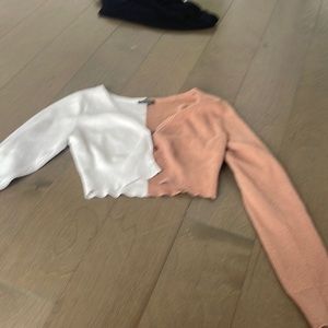 Long sleeve crop top